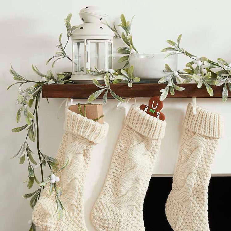Let It Snow Mistletoe Christmas Garland 1.5m