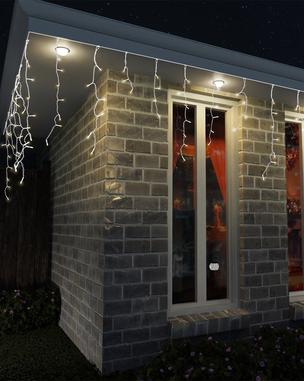 Christmas Warm White Solar 600 Piece Snowing Icicles 8.3m