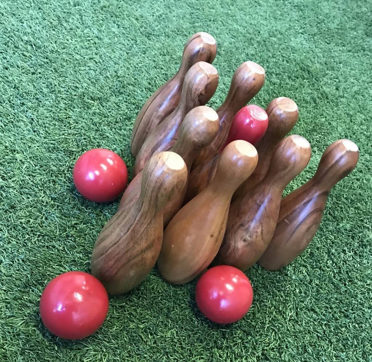 Outdoor Wooden Skittles Bowling Lawn Game Set