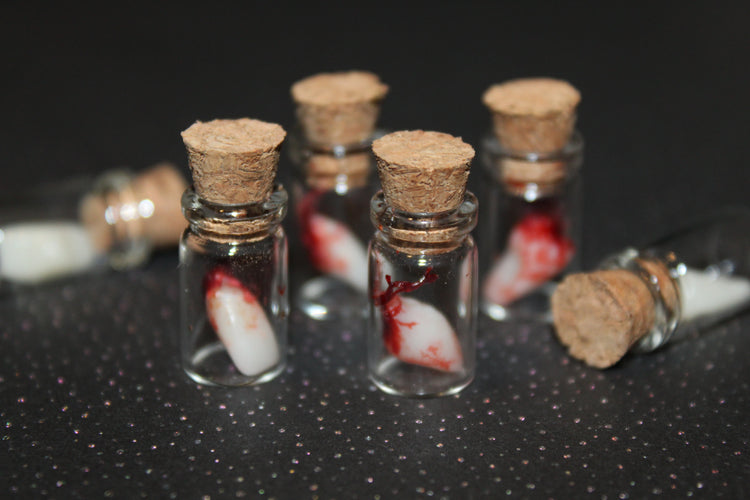 Bloody Tooth Specimen Prop