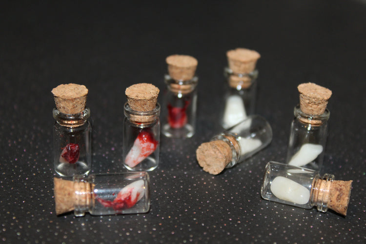 Variety Pack of Tooth Specimen Jars Prop