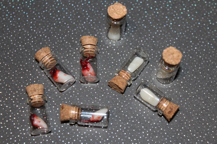 Variety Pack of Tooth Specimen Jars Prop