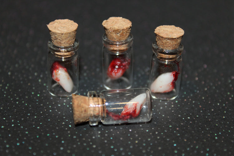 Bloody Tooth Specimen Prop