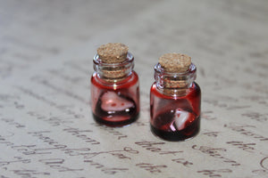 Tooth Specimen in Blood Vial Prop